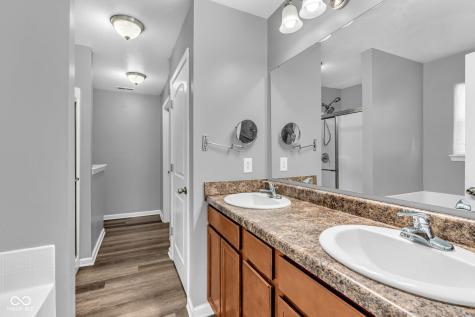 5859 Edelle Drive Indianapolis IN 46237