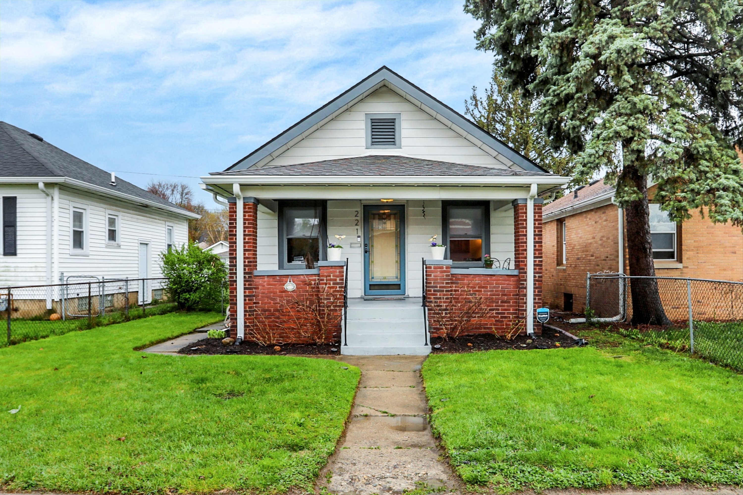 221 Mason Street Indianapolis IN 46225