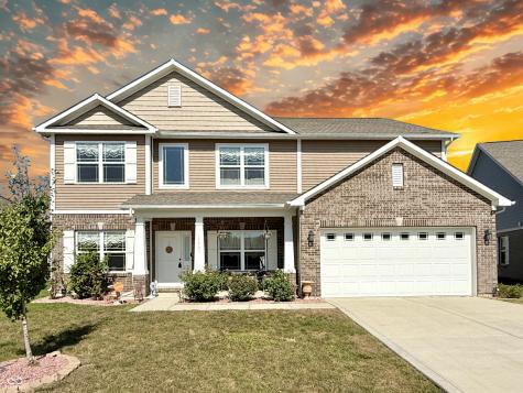 1661 Devonshire Avenue Avon IN 46123