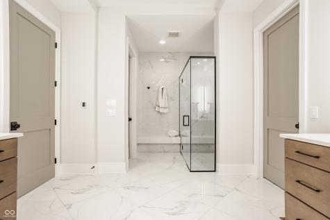 3844 Cherwell Drive Zionsville IN 46077