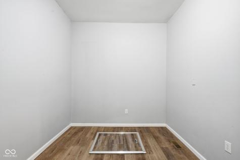 813 Cottage Avenue Columbus IN 47201