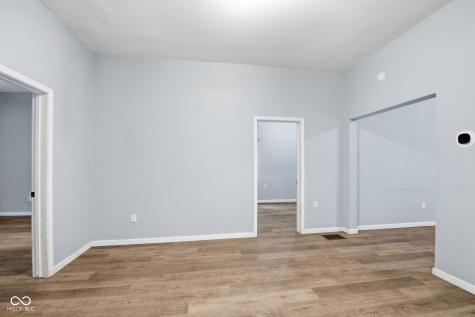 813 Cottage Avenue Columbus IN 47201