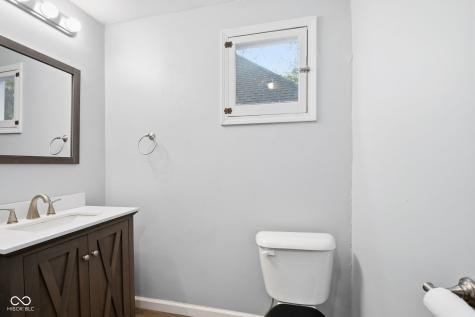 813 Cottage Avenue Columbus IN 47201