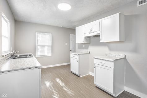 5927 E 23rd Street Indianapolis IN 46218