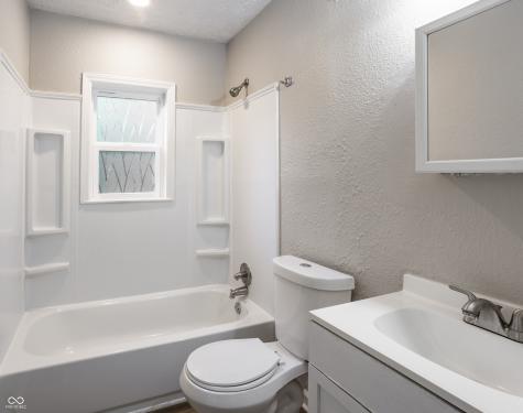 5927 E 23rd Street Indianapolis IN 46218