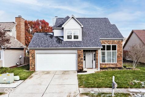8635 Woodstone Way W Indianapolis IN 46256