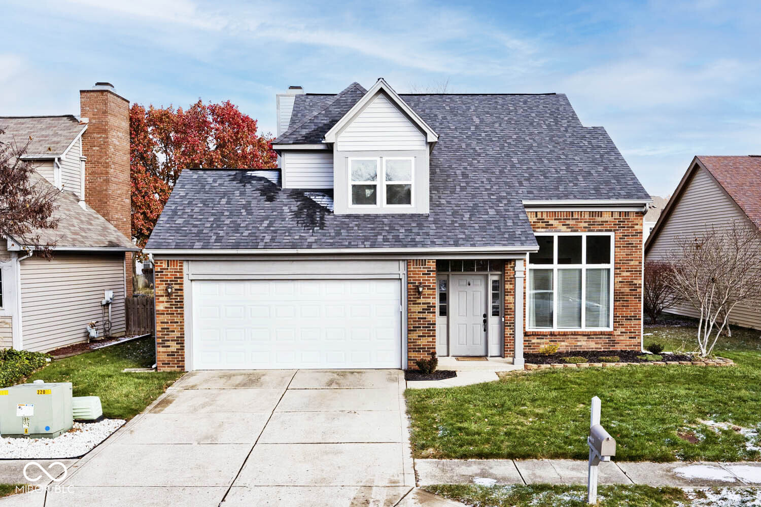 8635 Woodstone Way W Indianapolis IN 46256