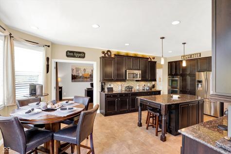 3176 Tecumseh Way Bargersville IN 46106