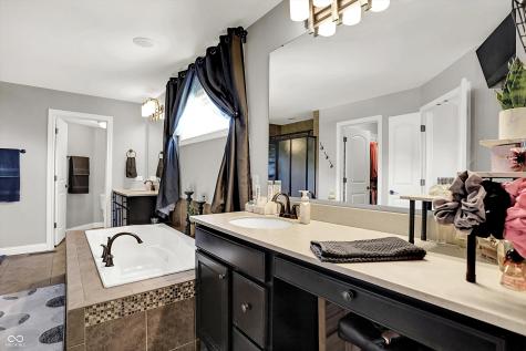 3176 Tecumseh Way Bargersville IN 46106