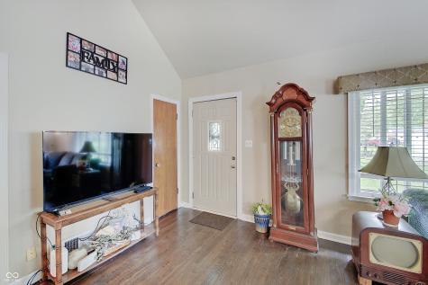6107 Homestead Drive Indianapolis IN 46227