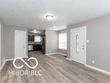3755 N Hawthorne Lane Indianapolis IN 46218