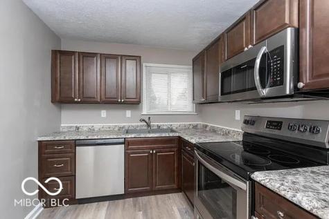 3755 N Hawthorne Lane Indianapolis IN 46218
