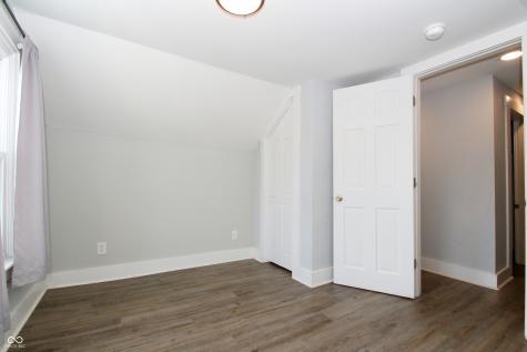 56 Central Avenue Franklin IN 46131