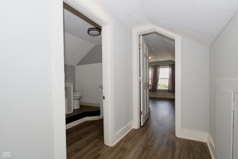56 Central Avenue Franklin IN 46131