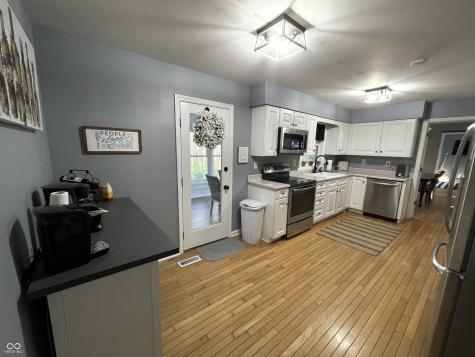 29 Point Lane Arcadia IN 46030