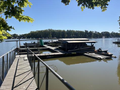 29 Point Lane Arcadia IN 46030