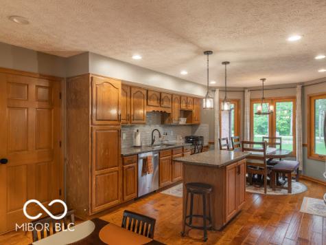 1294 N Washington Street Danville IN 46122