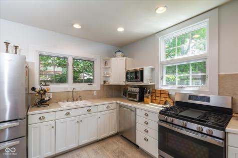 4471 N Pennsylvania Street Indianapolis IN 46205