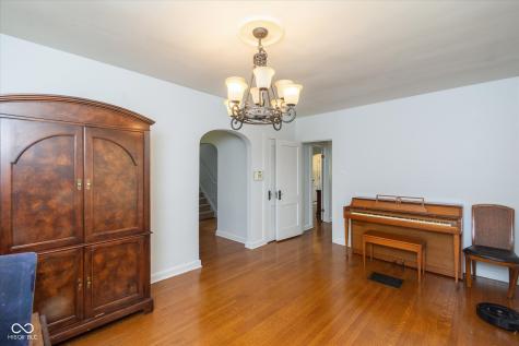 4471 N Pennsylvania Street Indianapolis IN 46205