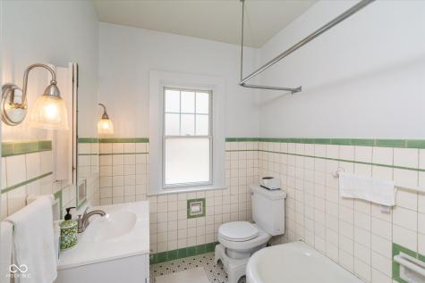 4471 N Pennsylvania Street Indianapolis IN 46205