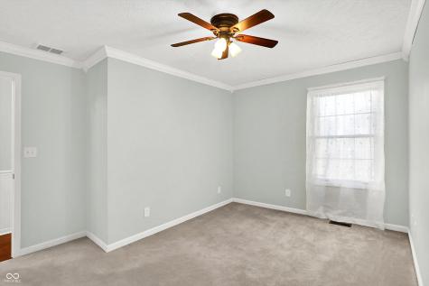 702 W Pierce Street Whitestown IN 46075
