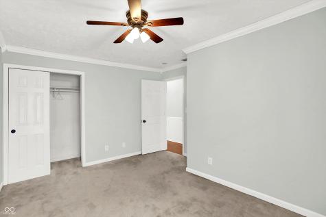 702 W Pierce Street Whitestown IN 46075