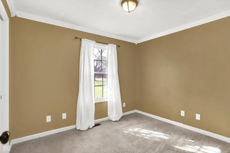 702 W Pierce Street Whitestown IN 46075