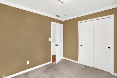 702 W Pierce Street Whitestown IN 46075