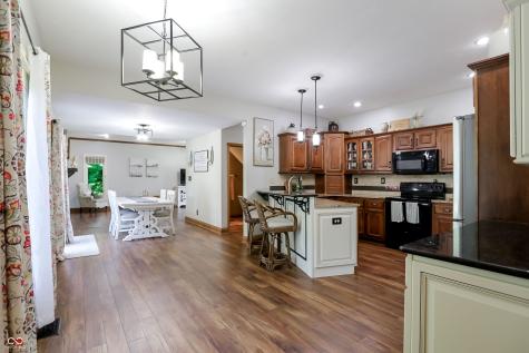 1159 Paris Drive Franklin IN 46131