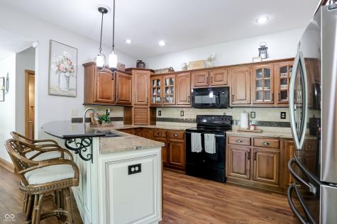 1159 Paris Drive Franklin IN 46131