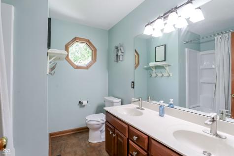 1159 Paris Drive Franklin IN 46131