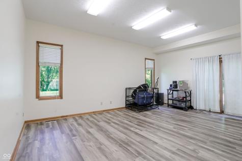 1159 Paris Drive Franklin IN 46131