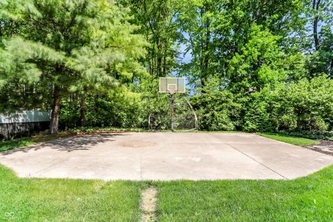 1159 Paris Drive Franklin IN 46131