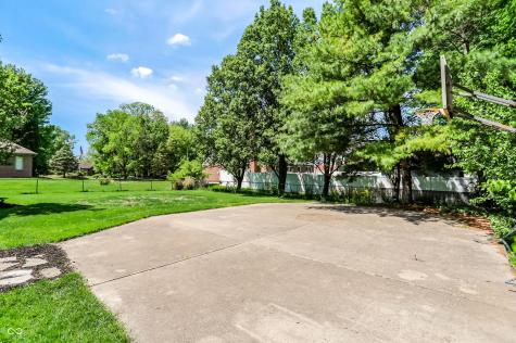 1159 Paris Drive Franklin IN 46131