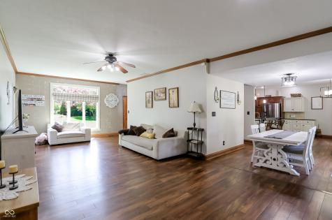 1159 Paris Drive Franklin IN 46131