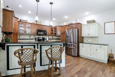 1159 Paris Drive Franklin IN 46131