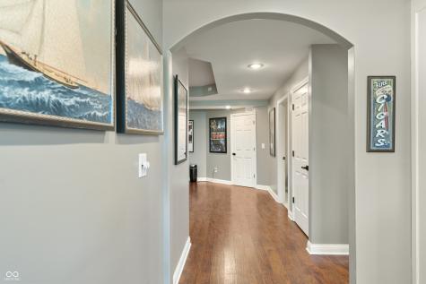 9398 W Mirror Road Columbus IN 47201