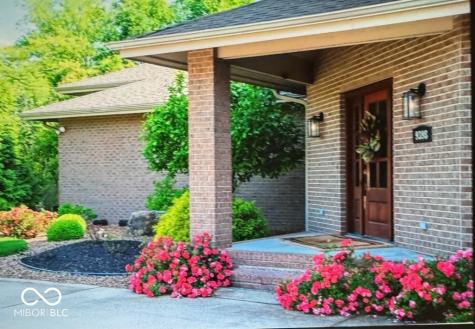 9398 W Mirror Road Columbus IN 47201