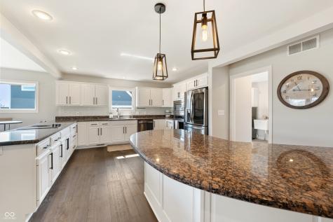 9398 W Mirror Road Columbus IN 47201