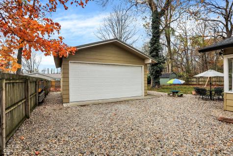 6165 E 122nd Street Carmel IN 46033