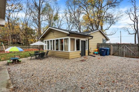 6165 E 122nd Street Carmel IN 46033