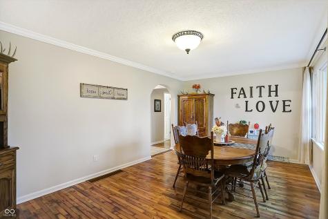 6165 E 122nd Street Carmel IN 46033