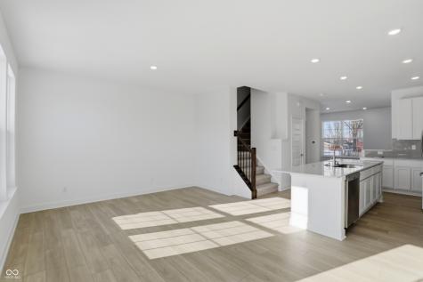 6634 Halsey Street Zionsville IN 46077
