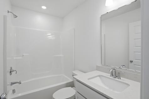 6634 Halsey Street Zionsville IN 46077