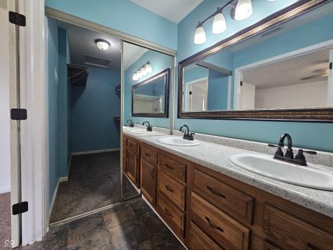 294 Austin Drive Avon IN 46123