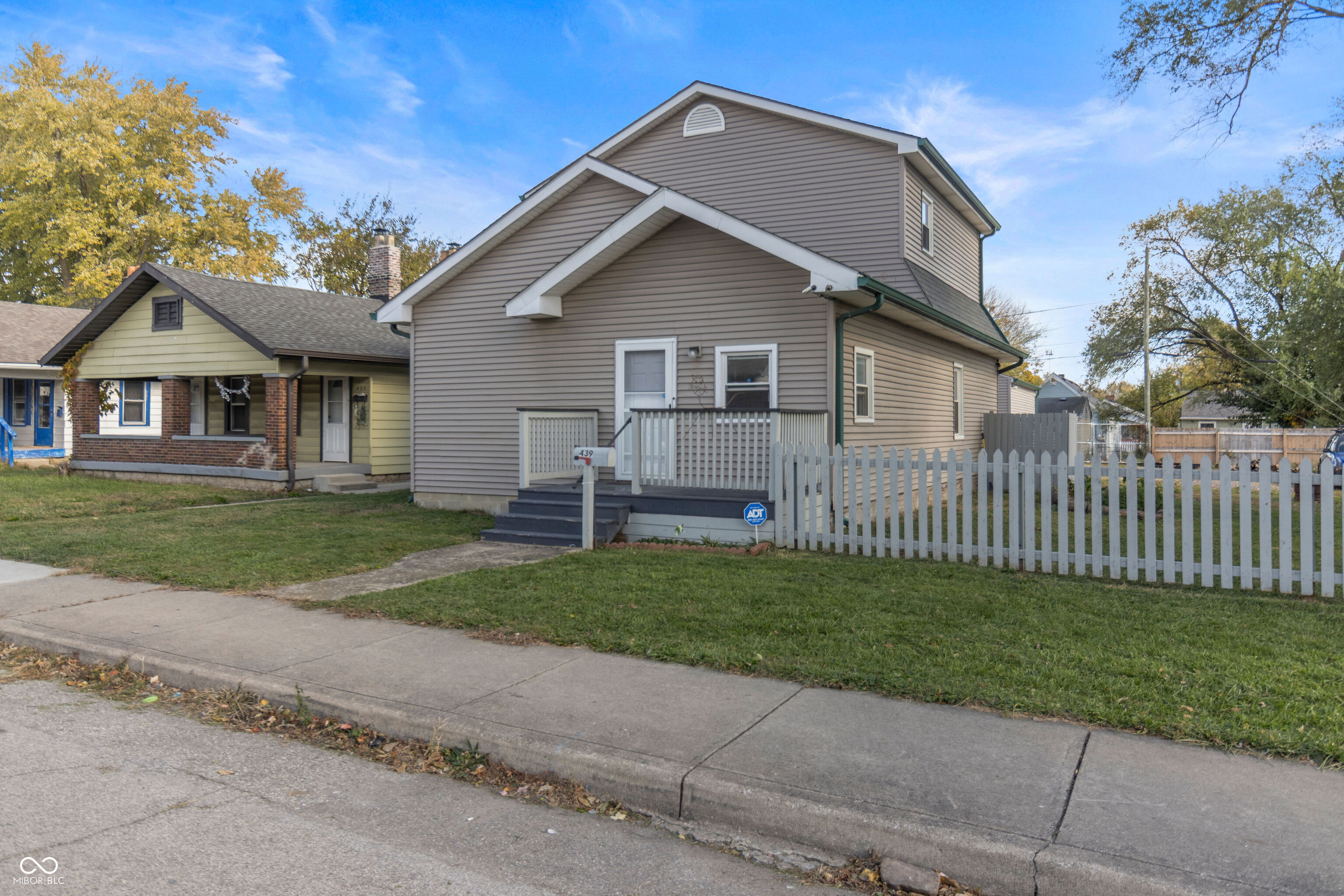 439 S Oakland Avenue Indianapolis IN 46201