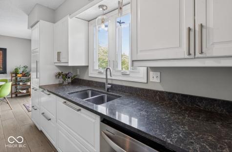 1026 Selkirk Lane Indianapolis IN 46260
