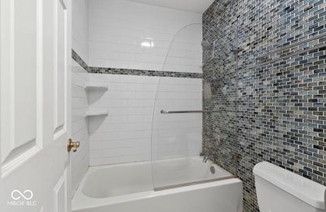 1026 Selkirk Lane Indianapolis IN 46260