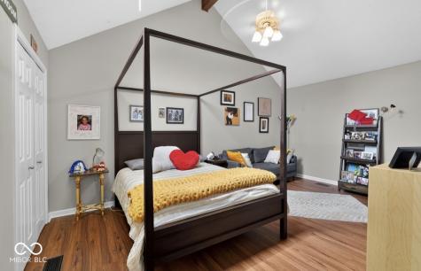 1026 Selkirk Lane Indianapolis IN 46260