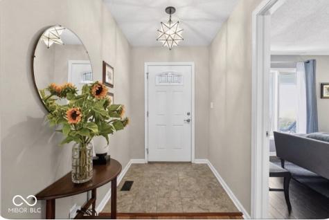 1026 Selkirk Lane Indianapolis IN 46260